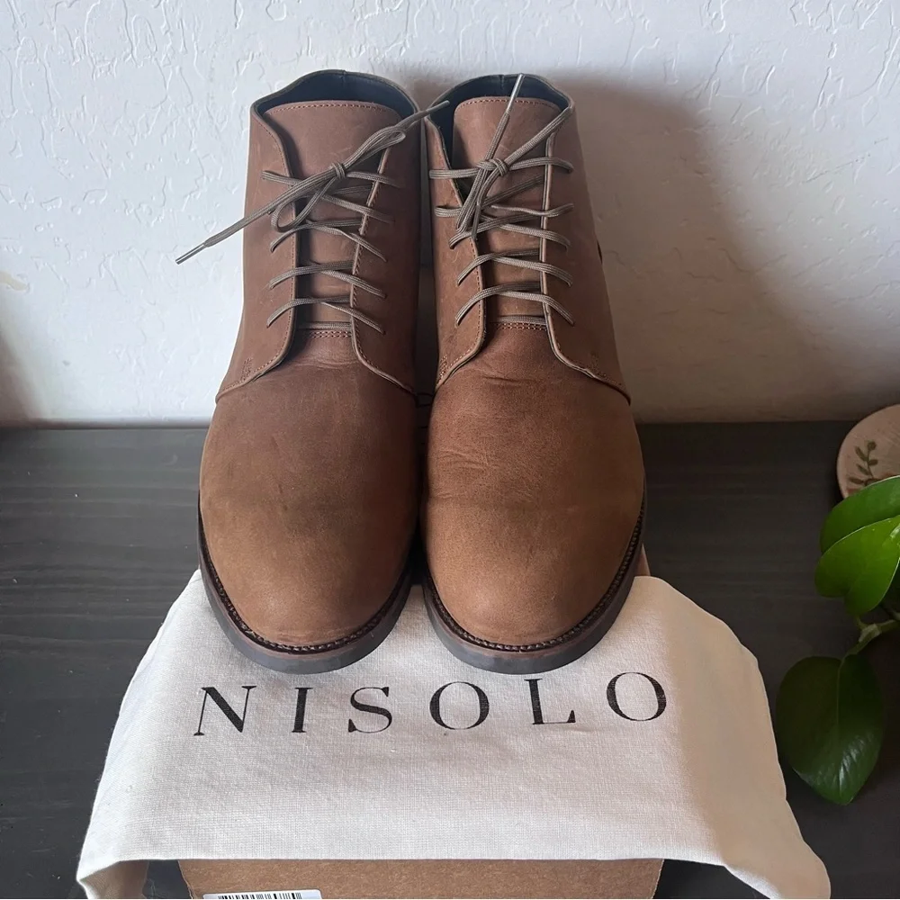 Nisolo Mens Daytripper Chukka Boots Leather Tobacco Brown Size 11.5